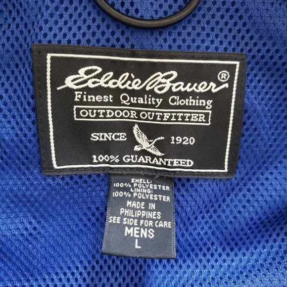 Eddie Bauer windbreaker. - Picture 5 of 5